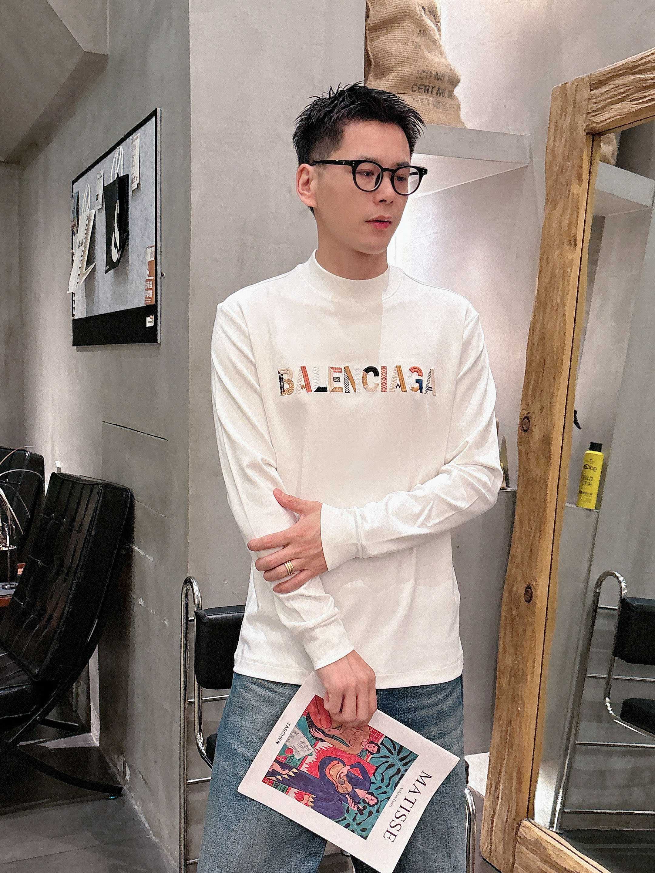 BB2025秋冬新款，定制面料，独特工艺logo，舒适性与透气性兼优，柔软抗皱弹性和垂性极佳，无论是单穿