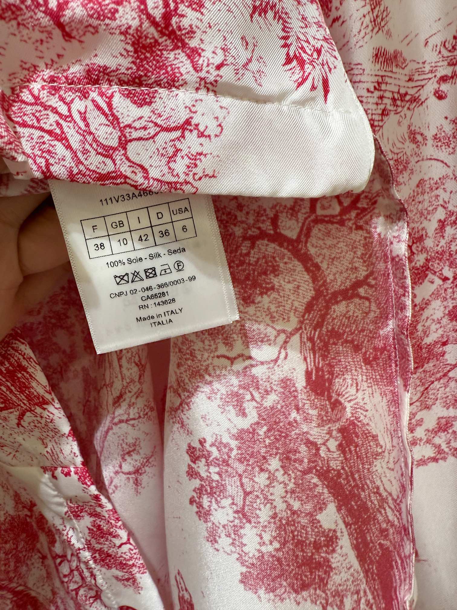 Zuey Family Line: High-Quality Silk Pyjamas with Classic Forest Animal Symbols - 图片 8