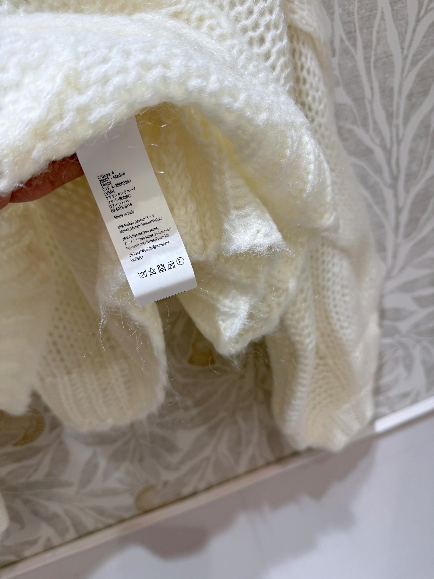 现货‼️‼️🛒款号/奶油白马海毛毛衣✨定染⚠️奶油白，好温暖啊，轻质地马海毛混纺针织衫，宽松廓版型 慵懒