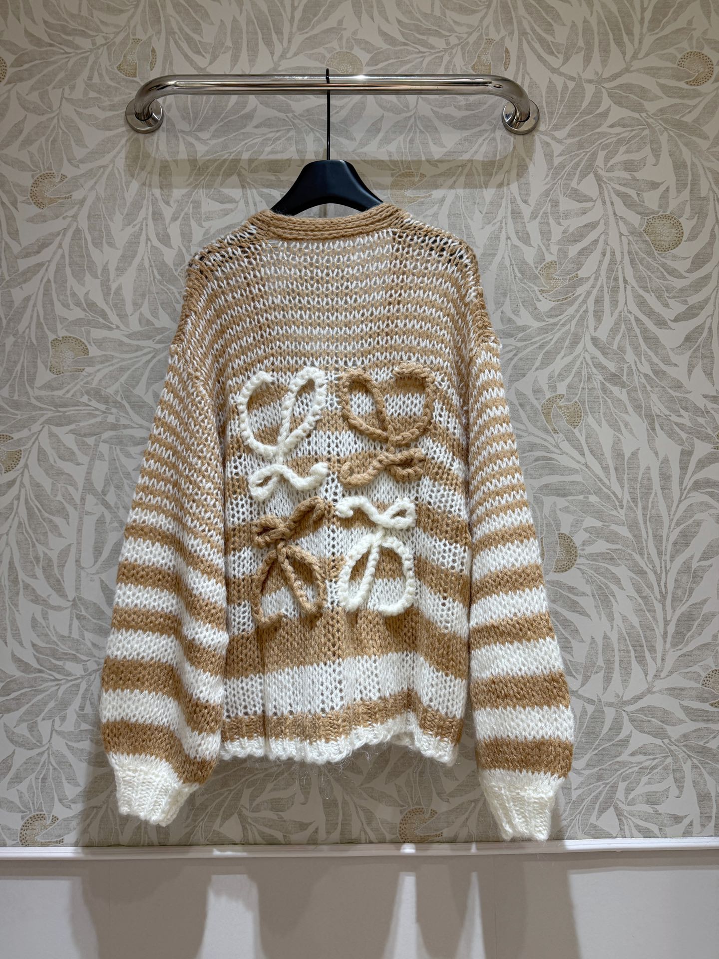 现货‼️‼️/条纹马海毛开衫✨定染⚠️浅杏色系，轻质地马海毛混纺针织衫，宽松廓版型 慵懒随性，真正的马海