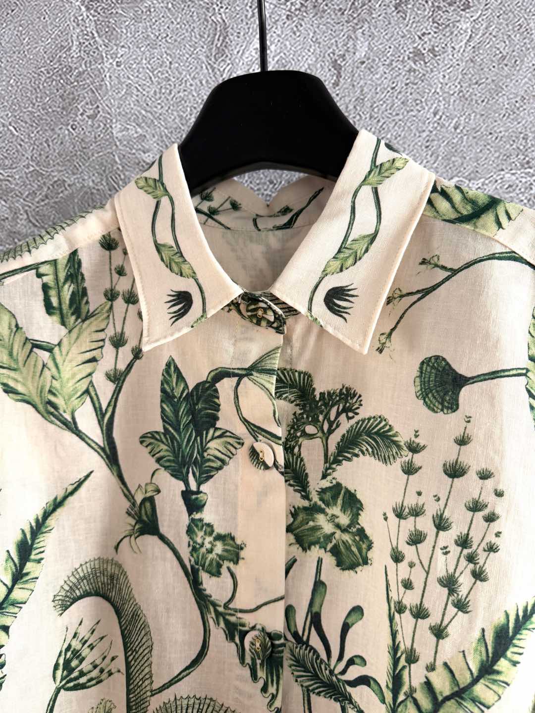 现货‼️‼️🛒款号1231/藤蔓亚麻衬衫✨Agua by Agua Bendita，绿植藤蔓葱葱欲滴，由