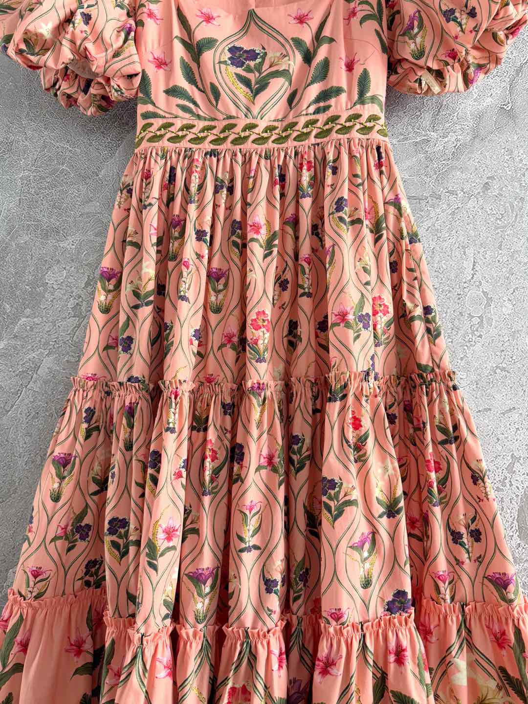 现货‼️‼️🛒款号1/泡泡袖钉珠连衣裙✨Agua by Agua Bendita，棉布花卉印花，法式宫廷