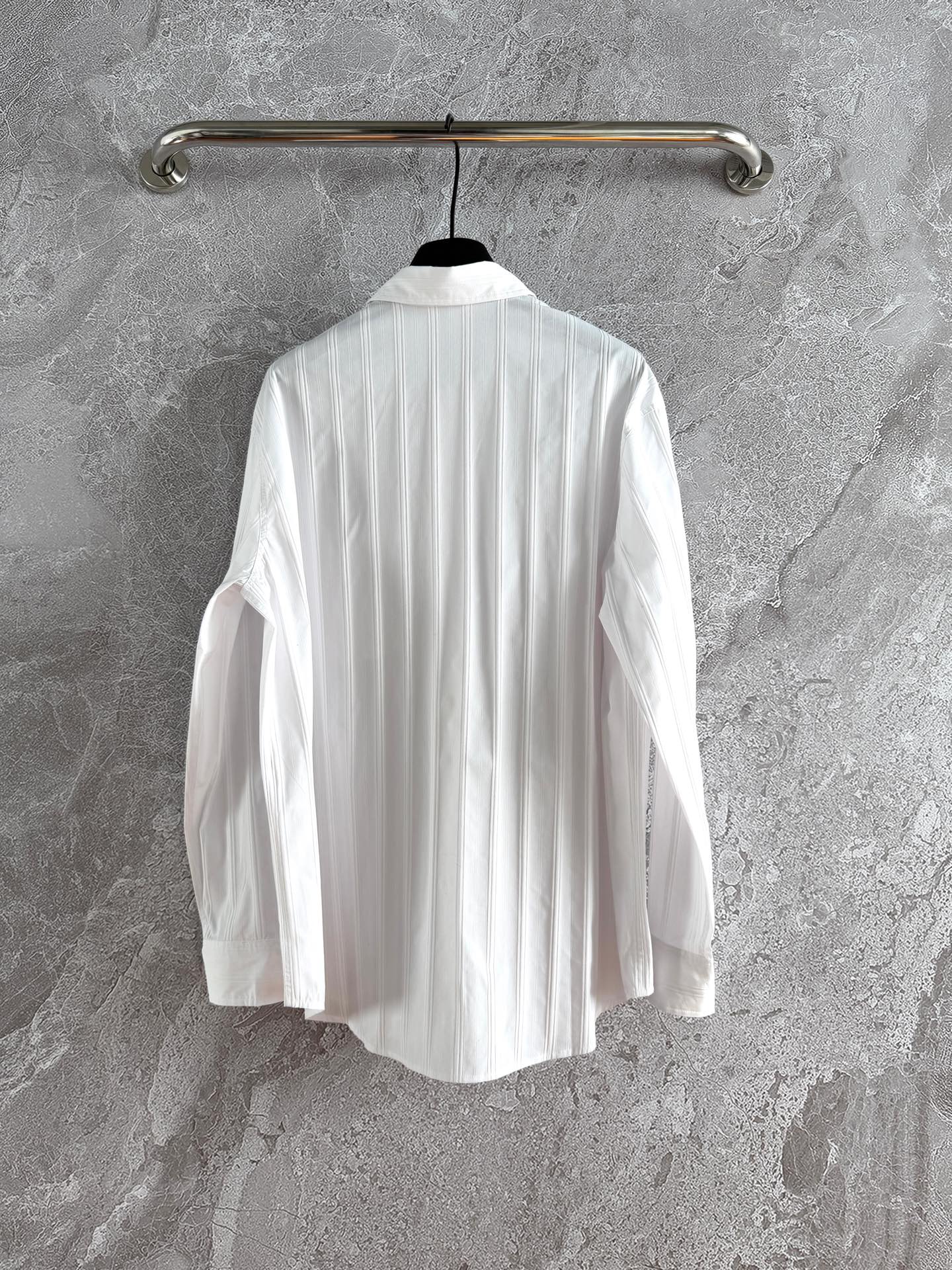 Versatile Parisian Cotton Suit with Vertical Stripes, Perfect for Summer Wear - 图片 9