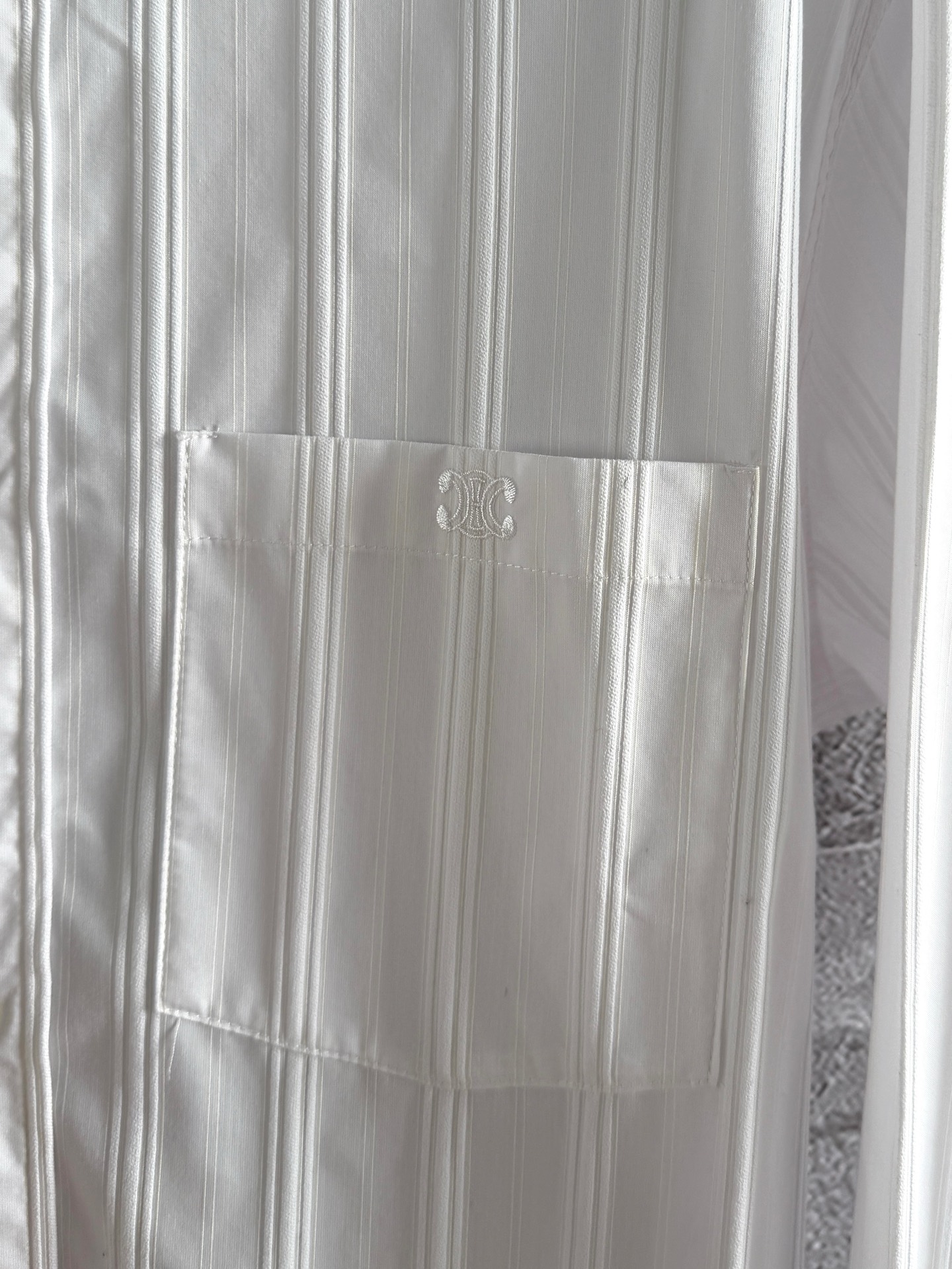 Versatile Parisian Cotton Suit with Vertical Stripes, Perfect for Summer Wear - 图片 4