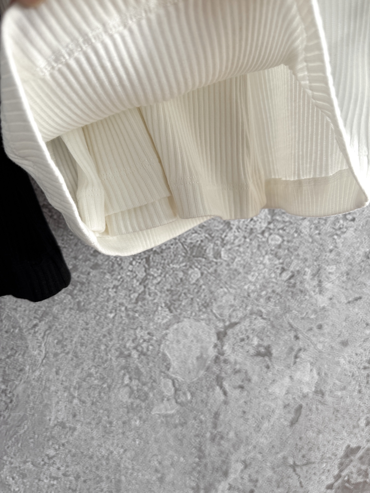 现货‼️‼️🛒款号2/交叉背心✨不对称设计，是自己可拆的，相当于两件背心，试试拆开多样穿法，螺纹针织棉质