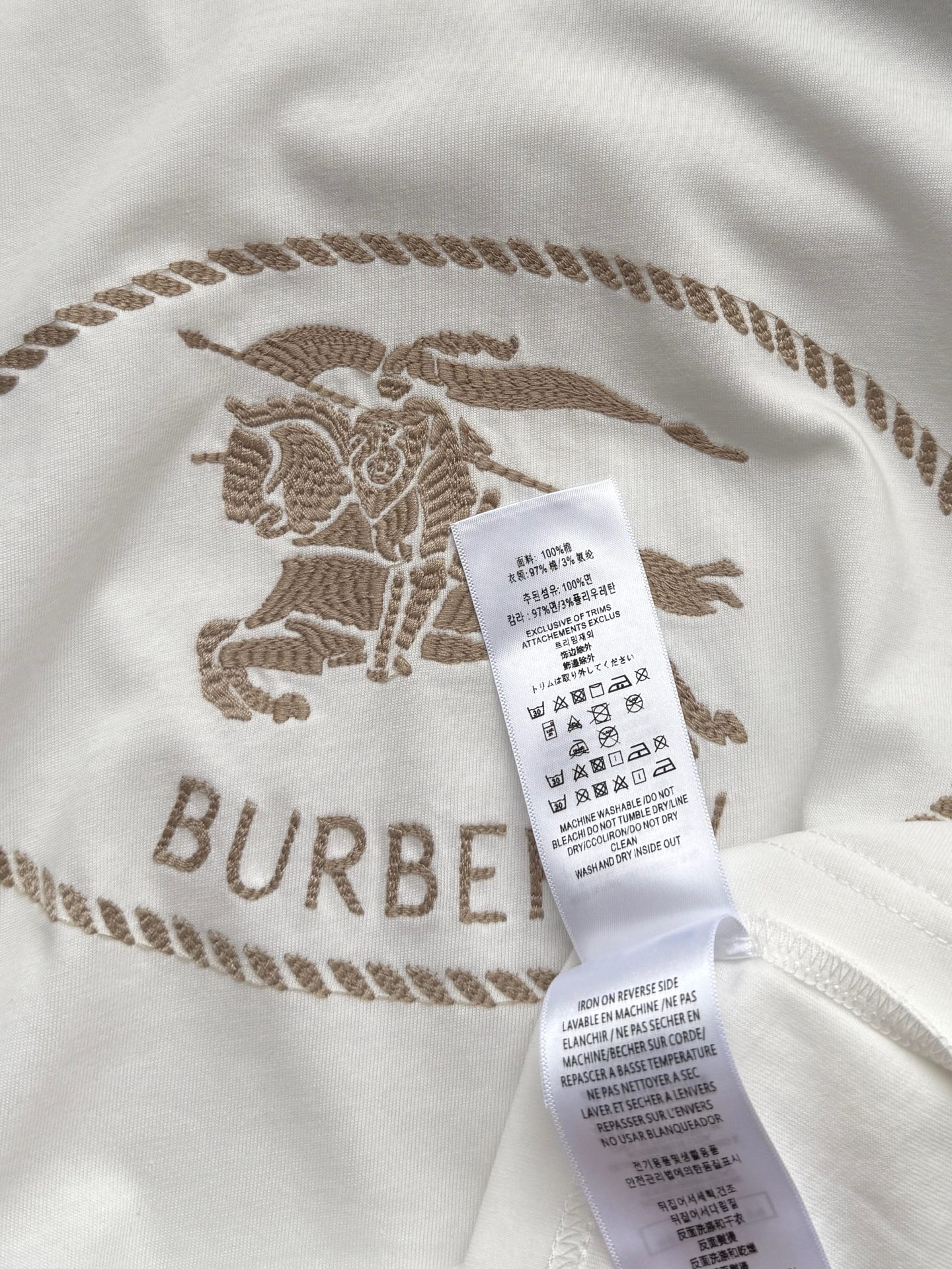 现货‼️‼️🛒款号417/马术骑士t恤✨质地干爽的平纹针织棉质，通过工艺的处理能做到亲肤又透气，弹力大 