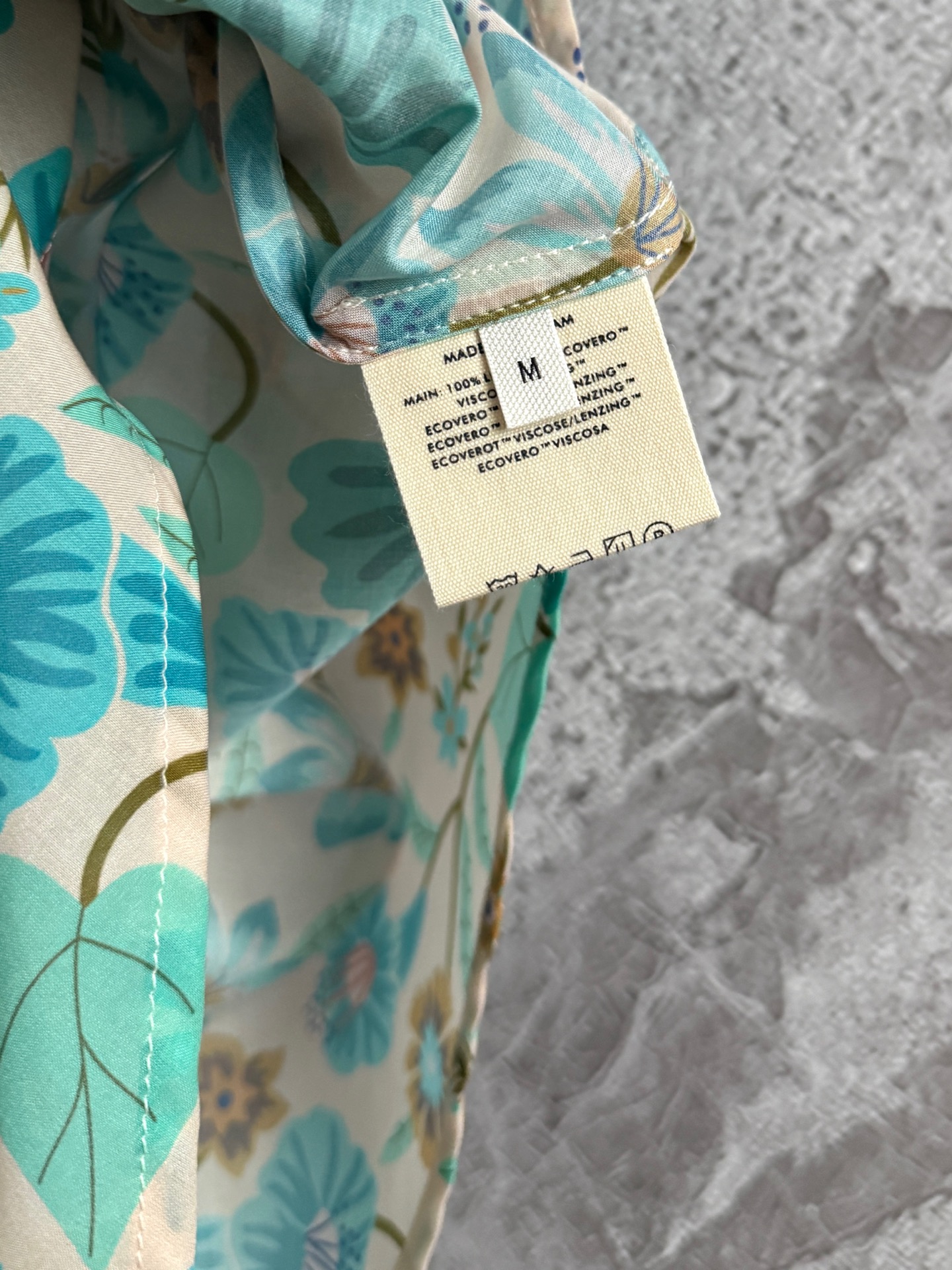 现货‼️‼️/大摆吊带连衣裙✨度假就要这么穿，增添小性感，漫步沙滩、微风拂过、裙摆飘动，诠释不一样的度假