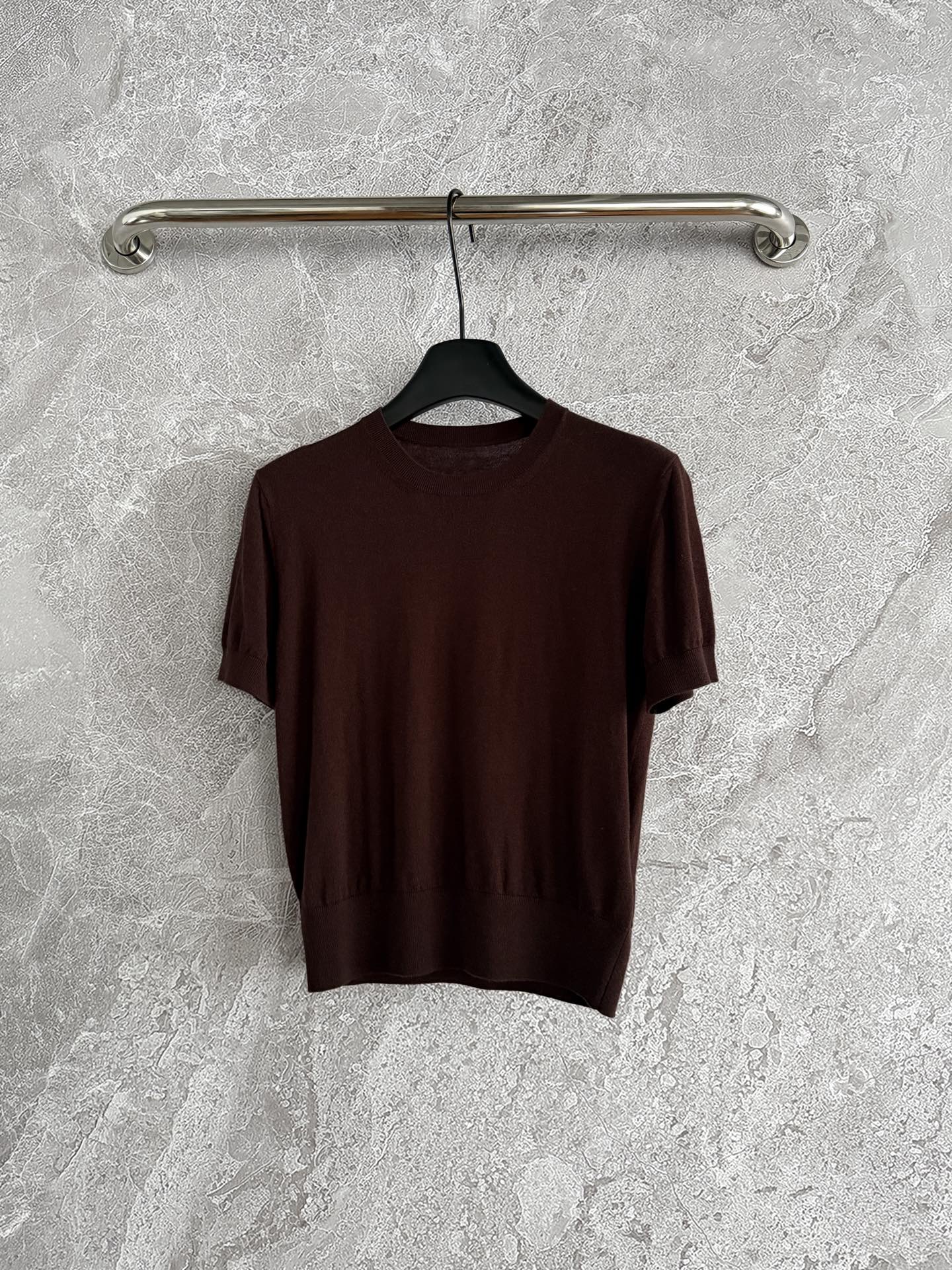 “Breathable Old Money T-shirts: Comfortable and Versatile Summer Wear in S M L”