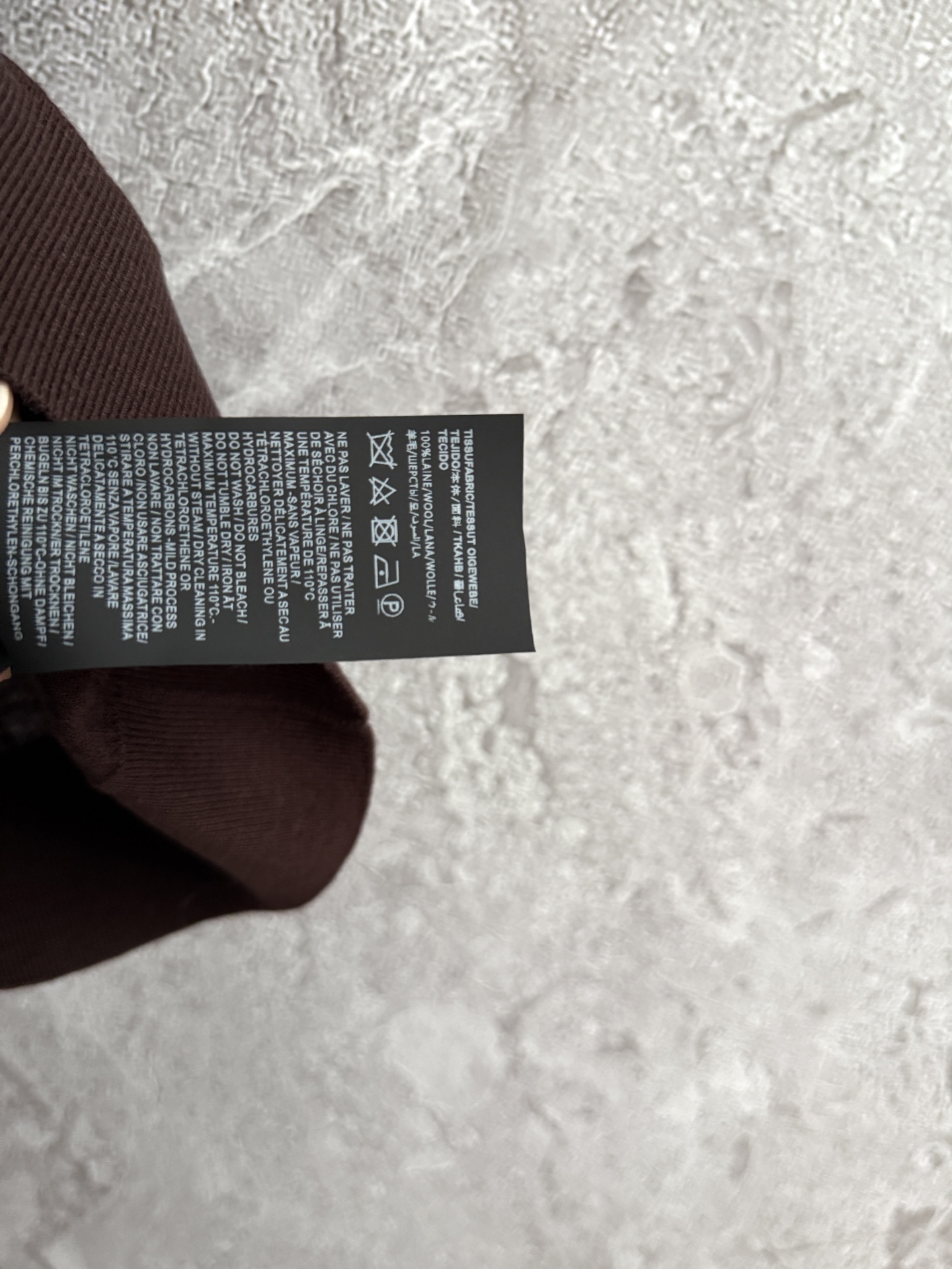 “Breathable Old Money T-shirts: Comfortable and Versatile Summer Wear in S M L” - 图片 8