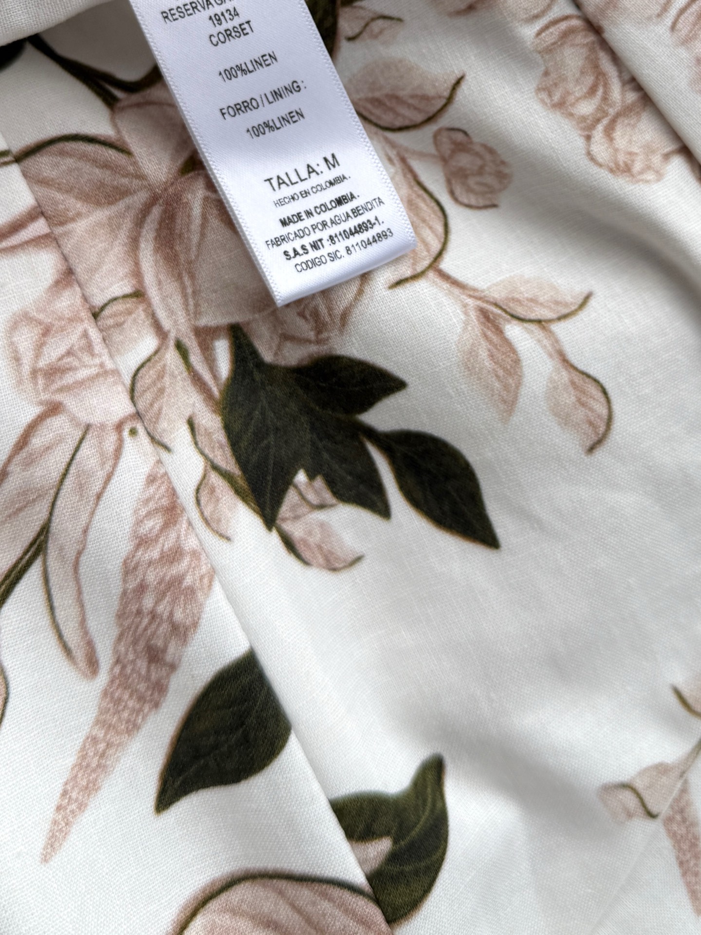 现货‼️‼️🛒款号7/绑带上衣✨手绘印花 Buddha's Hand佛手柑，随机散落的印花，鱼骨塑形支撑