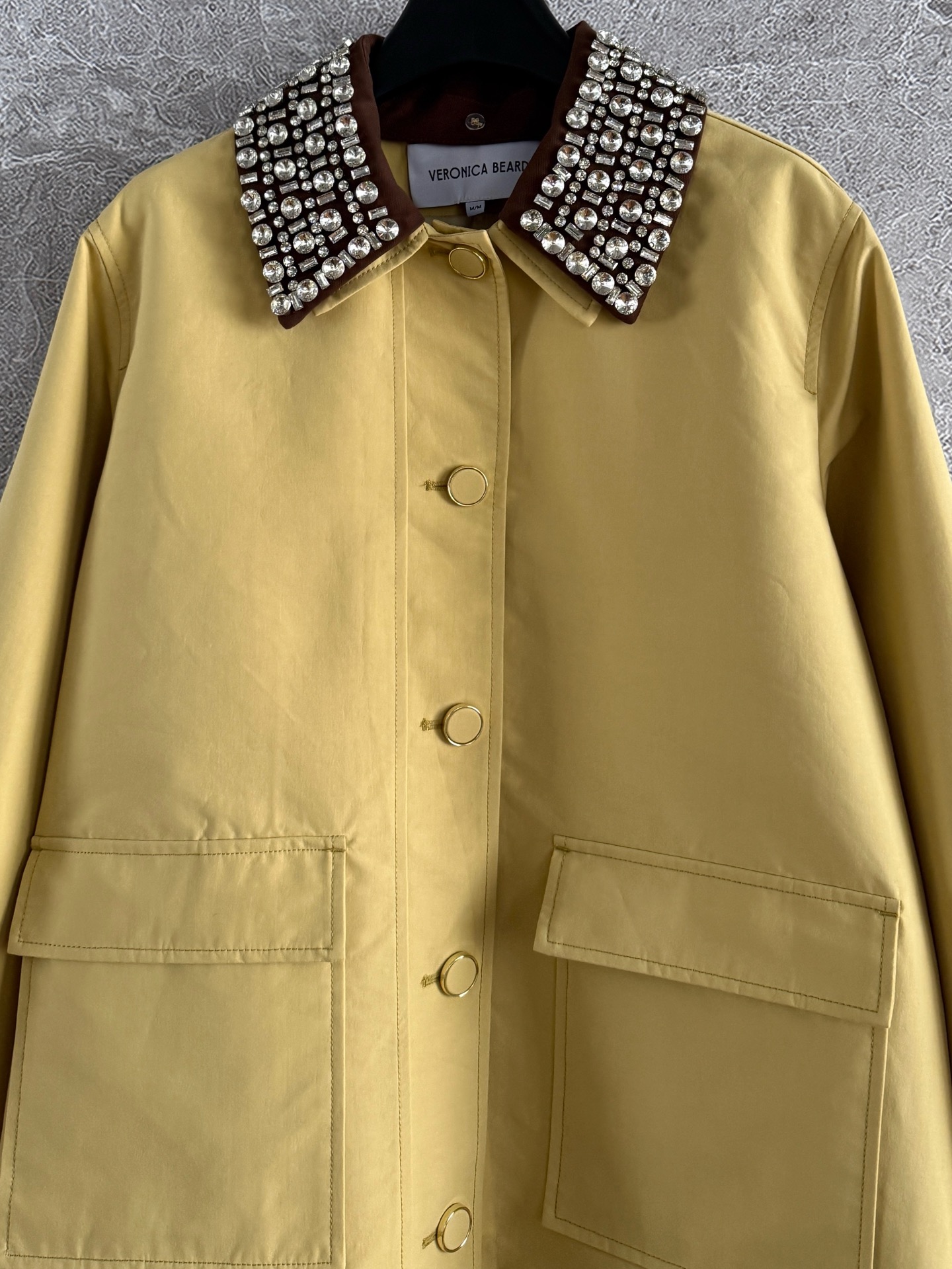 现货‼️‼️/钉珠领外套✨手工缝制钉珠翻领夹克（钉珠领可拆卸）近两年很火的巴恩风，ins时尚博主人手一件