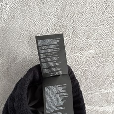 藏青色摇粒绒半裙✨今年抓绒摇粒绒感跟去年完全不同质感,更轻更软,颗粒感也相差很大,但是版型还是非常好穿, 藏青色摇粒绒半裙✨今年抓绒摇粒绒感跟去年完全不同质感,更轻更软,颗粒感也相差很大,但是版型还是非常好穿,
