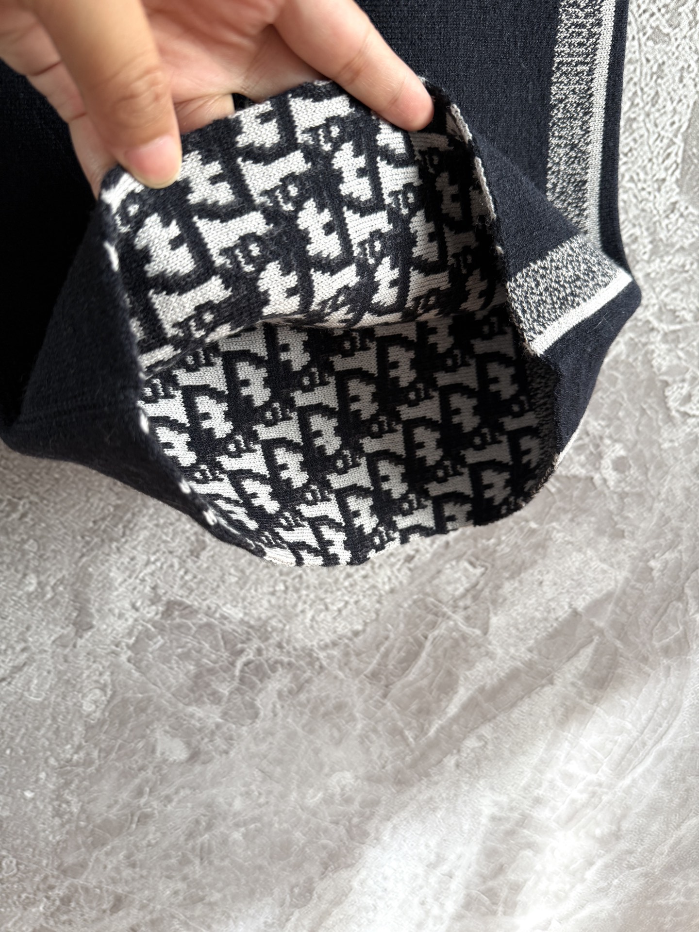 现货‼️‼️🛒款号91/双面针织长裤✨经典款双面羊绒裤，经典Oblique嵌织提花，可两面穿，饰以同色调