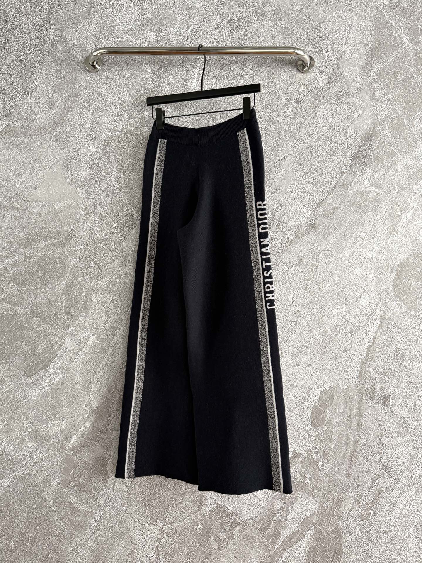 现货‼️‼️🛒款号91/双面针织长裤✨经典款双面羊绒裤，经典Oblique嵌织提花，可两面穿，饰以同色调