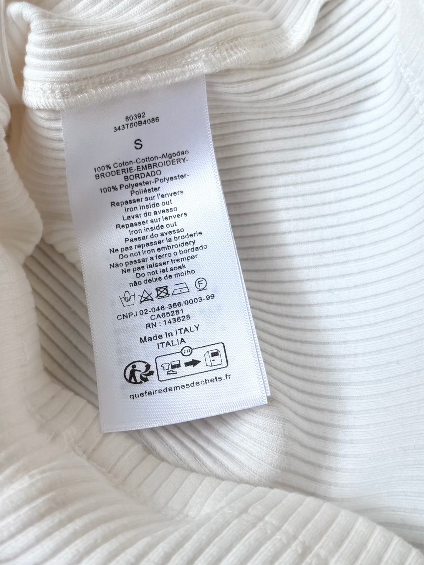 现货‼️‼️🛒款号4/幸运星背心✨巨巨巨巨，显瘦！采用进口螺纹棉质地，更有胫骨，不是软趴趴的廉价感的棉质