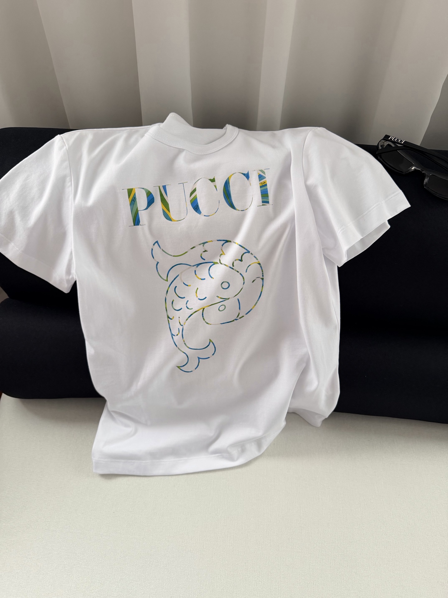 现货‼️‼️🛒款号W25/logo图案印花t恤✨白色微标印花，采用平纹棉质针织面料制作，螺纹圆领 短袖直