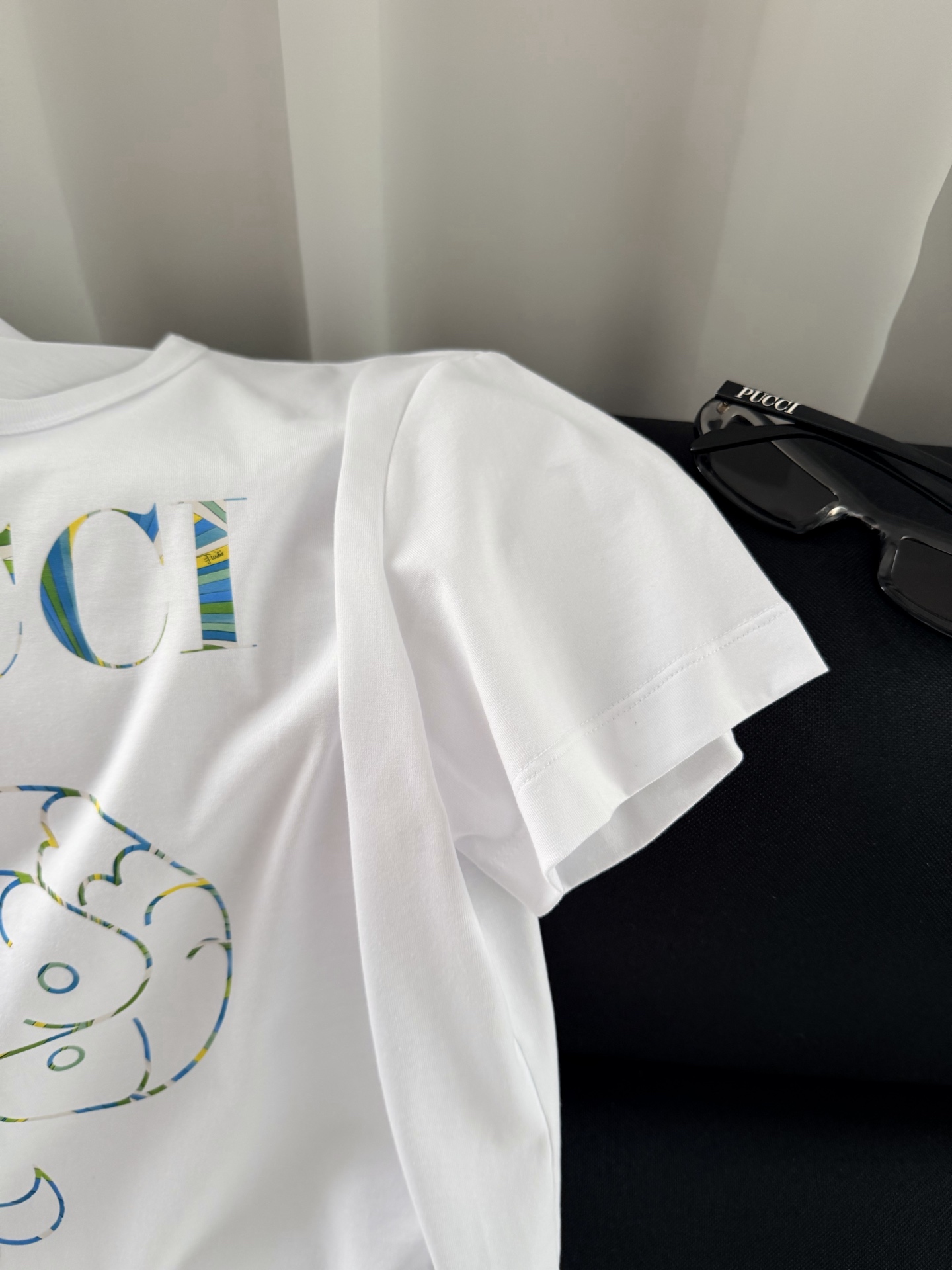 现货‼️‼️🛒款号W25/logo图案印花t恤✨白色微标印花，采用平纹棉质针织面料制作，螺纹圆领 短袖直