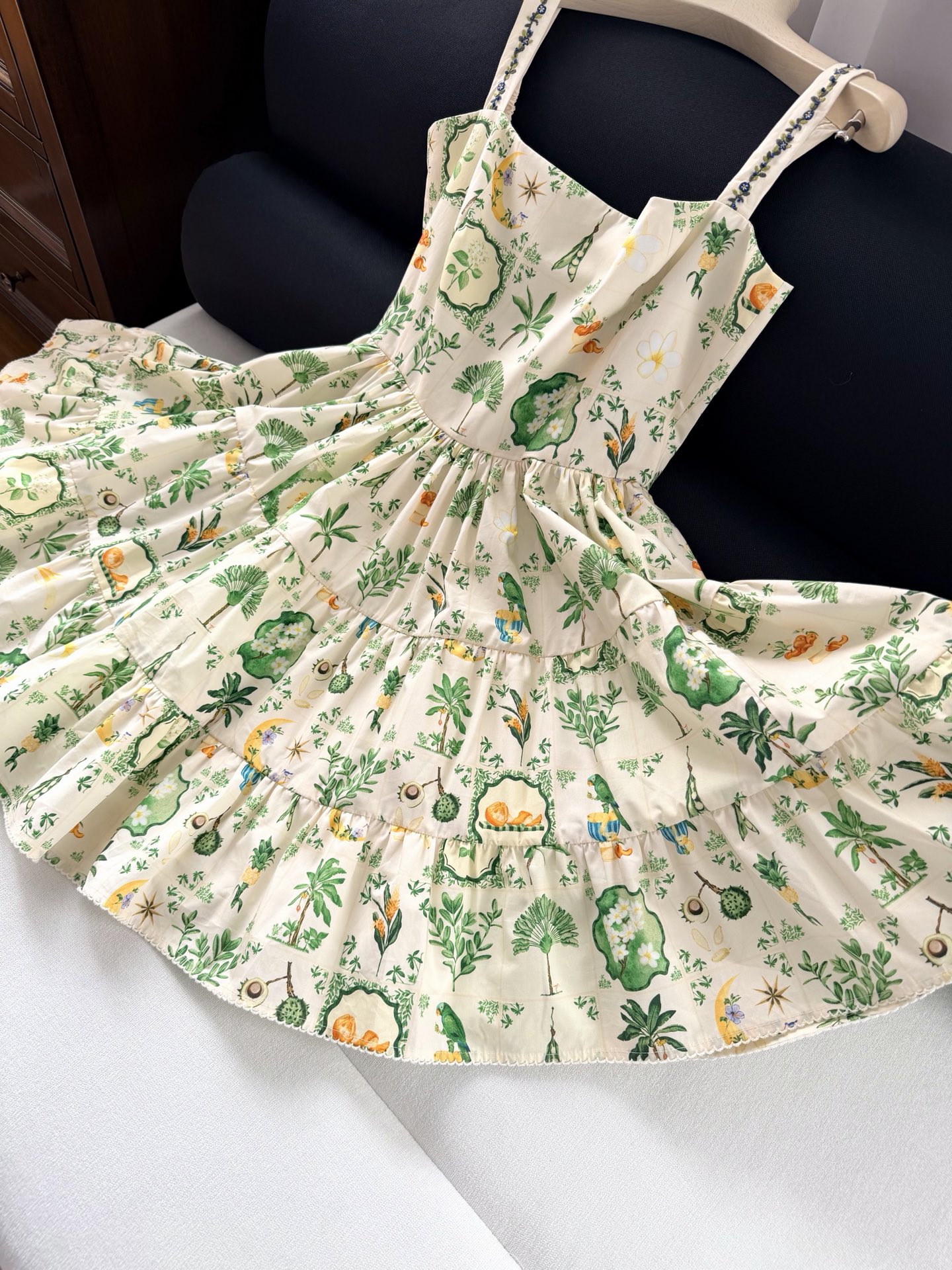 现货‼️‼️🛒款号W25/印花吊带连衣裙✨Agua ✘ 2026💐早春风光已至！超级显白的Agua吊带裙