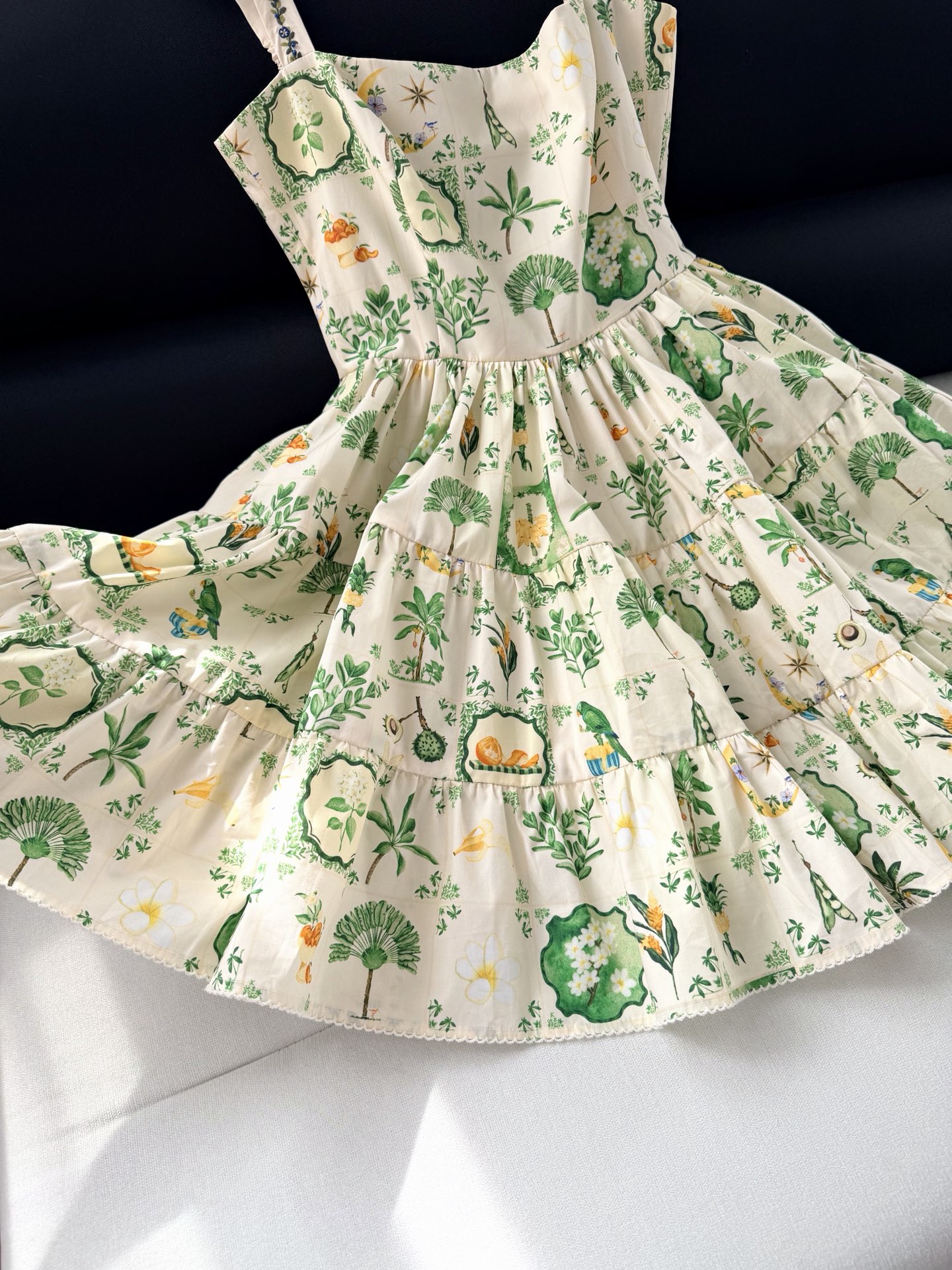 现货‼️‼️🛒款号W25/印花吊带连衣裙✨Agua ✘ 2026💐早春风光已至！超级显白的Agua吊带裙