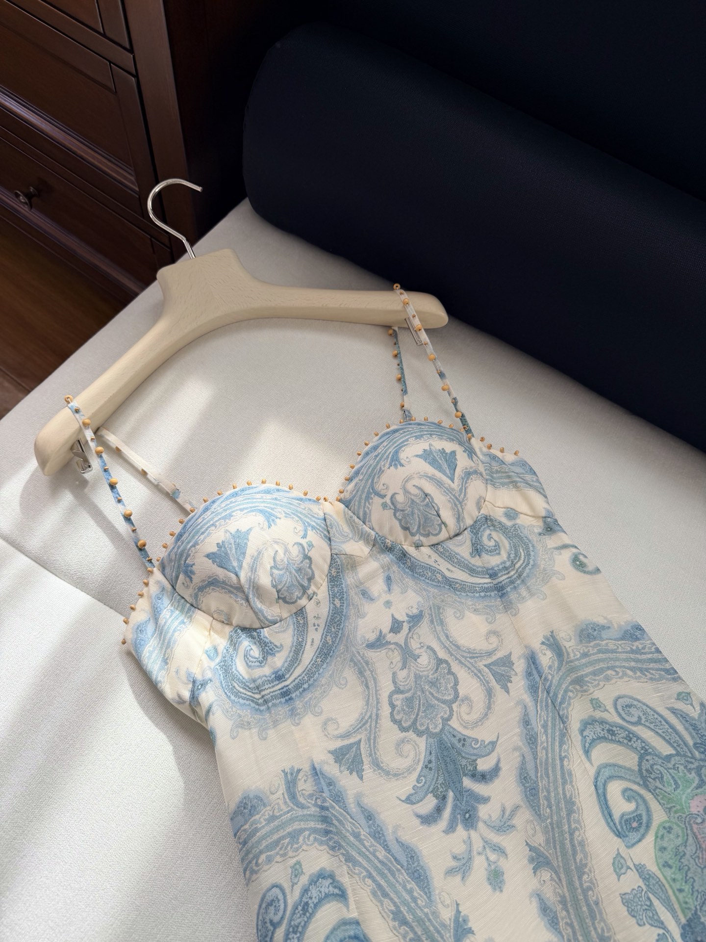 现货‼️‼️🛒款号W25/美人鱼🧜🏻‍♀️连衣裙✨绿松石佩斯利花纹吊带鱼尾连衣裙，定制木制圆珠手缝，高腰