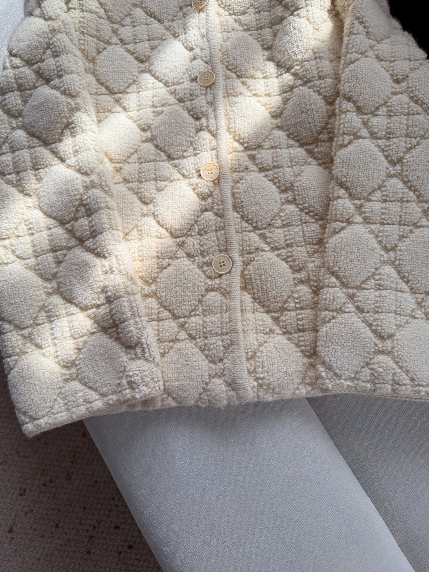 现货‼️‼️/藤格纹针织外套✨迪丽热巴同款，很有分量感的夹克，不想跟别人卷价格，衣服只载体而已，区分品质