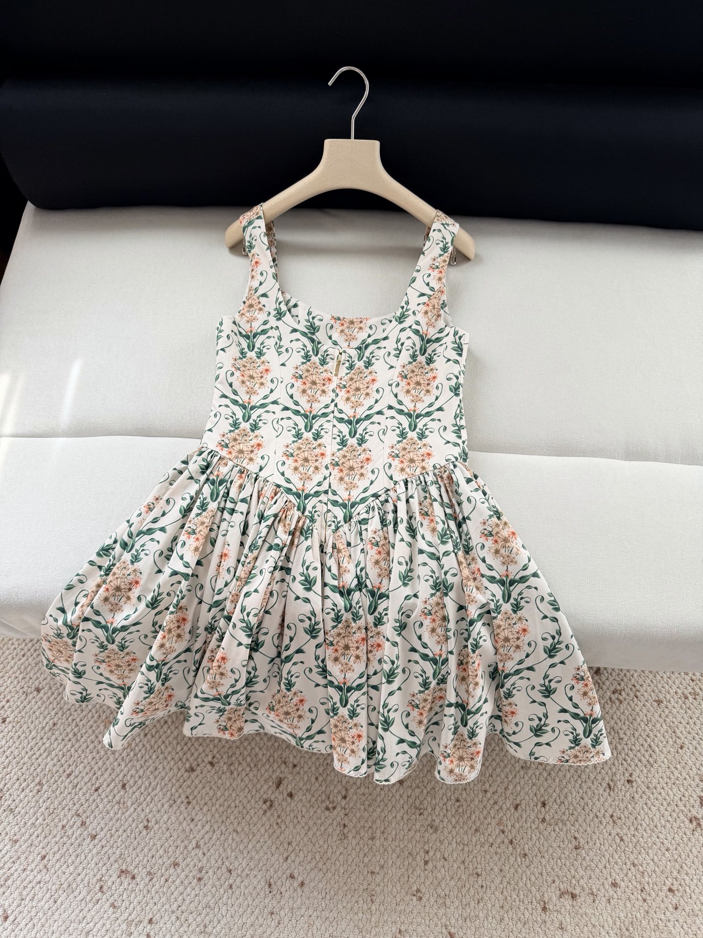 现货‼️‼️/花卉棉质连衣裙✨Agua ✘ 2026💐100%棉质、版型王牌~印花U形领胸衣式收腰A字迷