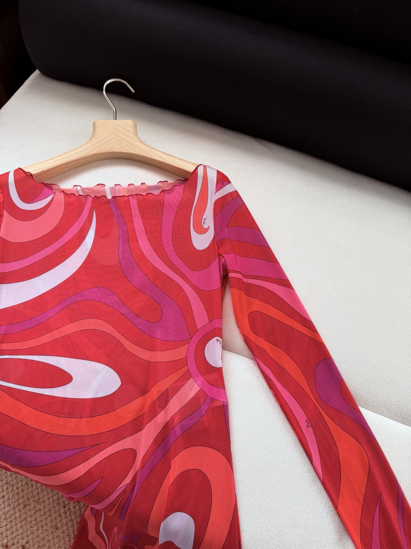 现货‼️‼️/薄纱透视连衣裙✨典藏的“Marmo”漩涡图案环绕印花，薄纱罩衫式长裙，网布制成 修身裁剪 