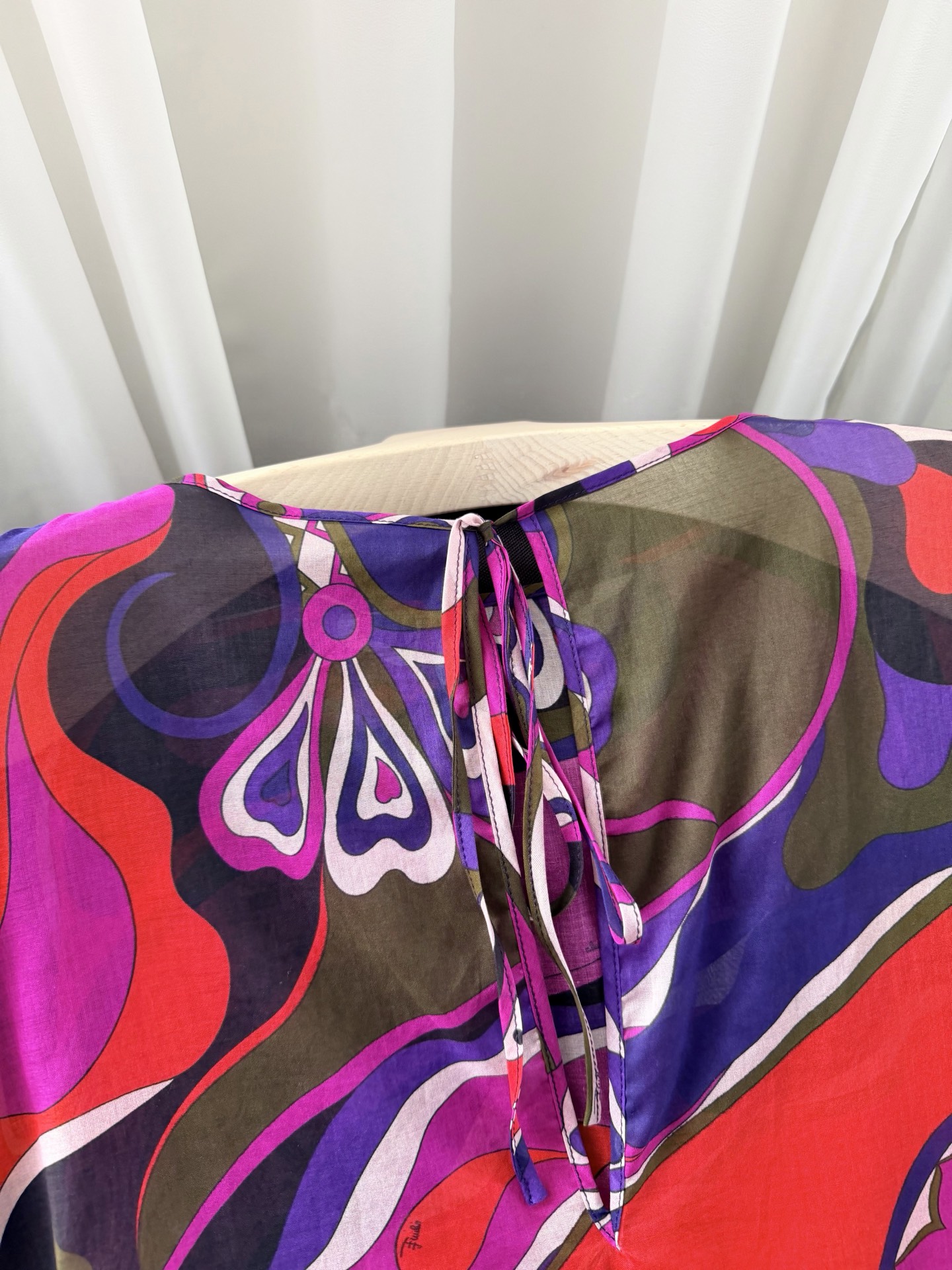 现货‼️‼️/罩衫式连衣裙✨甄选100%轻薄棉质制成，圆领 后领系带，采用宽松廓形，Orchidee多色