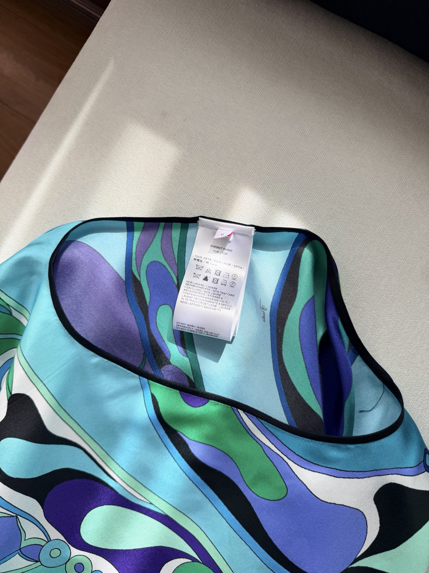 现货‼️‼️/Orchidee印花斗篷罩衫✨18姆斜纹真丝面料（无闭合）套头，前后片幅定位迷幻漩涡印花图