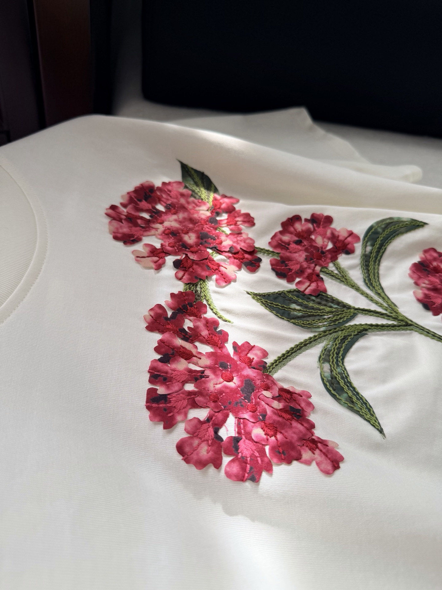 现货‼️‼️/立体花束T恤✨Agua ✘ 2026💐100%针织棉质、Sama Quebrada flo