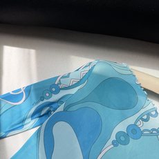 现货‼️‼️/薄纱透视连衣裙✨典藏的“Marmo”漩涡图案环绕印花,薄纱罩衫式长裙,网布制成 修身裁剪 现货‼️‼️/薄纱透视连衣裙✨典藏的“Marmo”漩涡图案环绕印花,薄纱罩衫式长裙,网布制成 修身裁剪