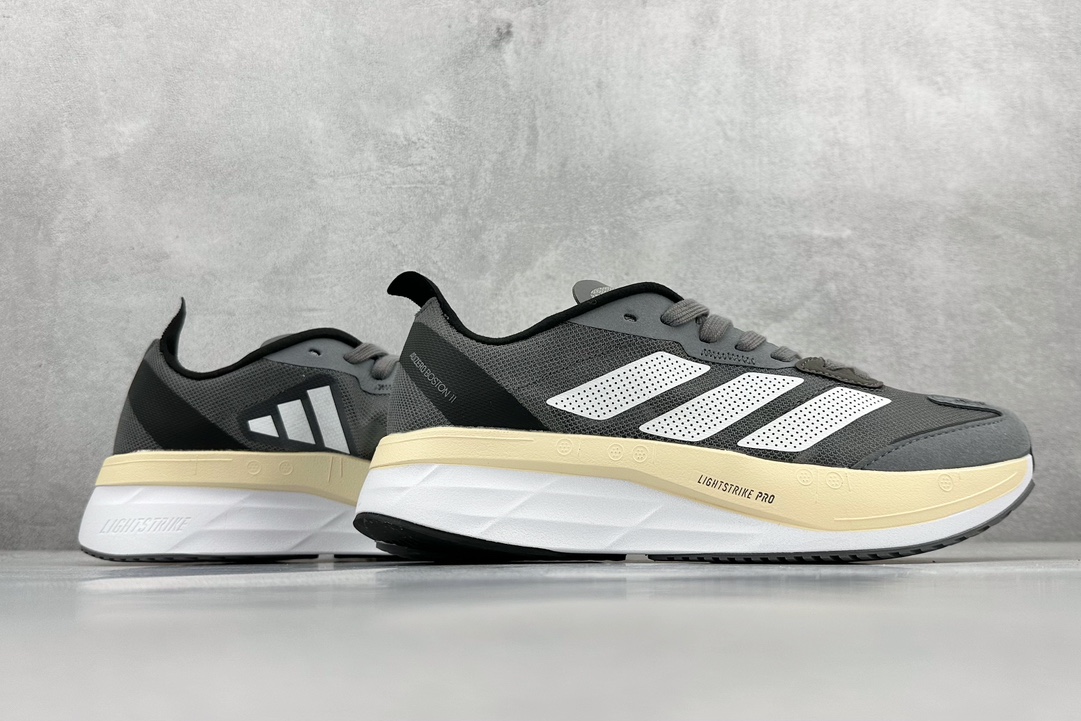 200 Adidas   Adizero Boston 11 夏季透气网眼竞速跑鞋 GV7068