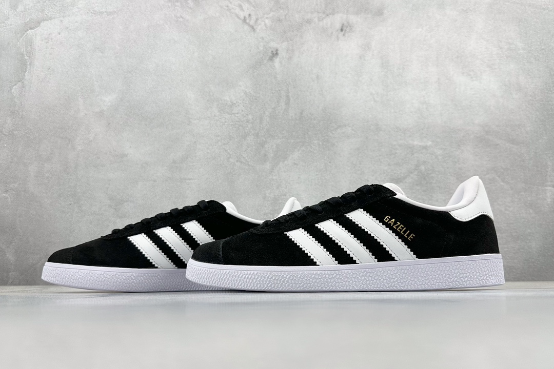 140 YH adidas originals Gazelle 熊猫  BB5476