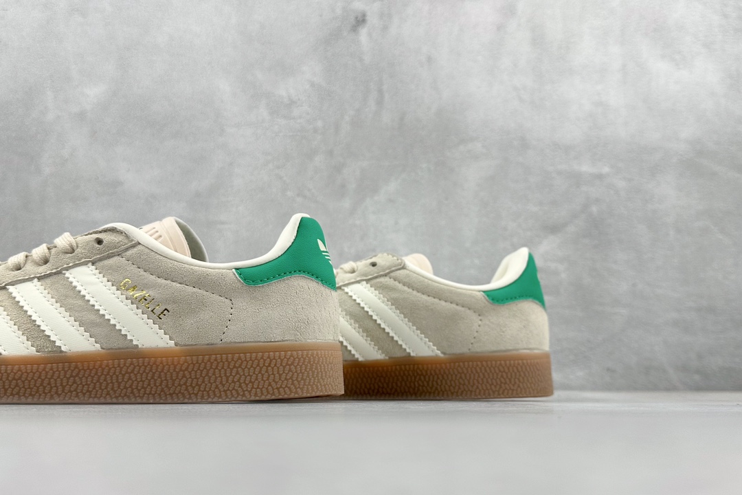 140 YH adidas Originals Gazelle 三叶草休闲防滑耐磨低帮板鞋  IF3235