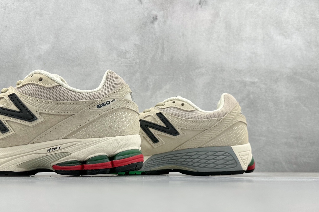 220 New Balance 860V2系列 合作款 经典复古老爹风休闲运动慢跑鞋