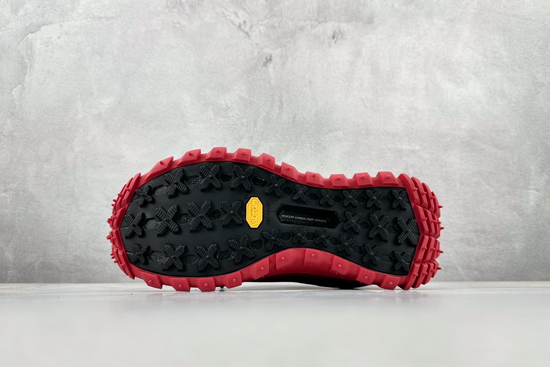 550 OK Moncler Trailgrip Gore-Tex 蒙口越野旅行系列低帮厚底轻量户外登山运动鞋“全黑”H209A4M00100M2058999