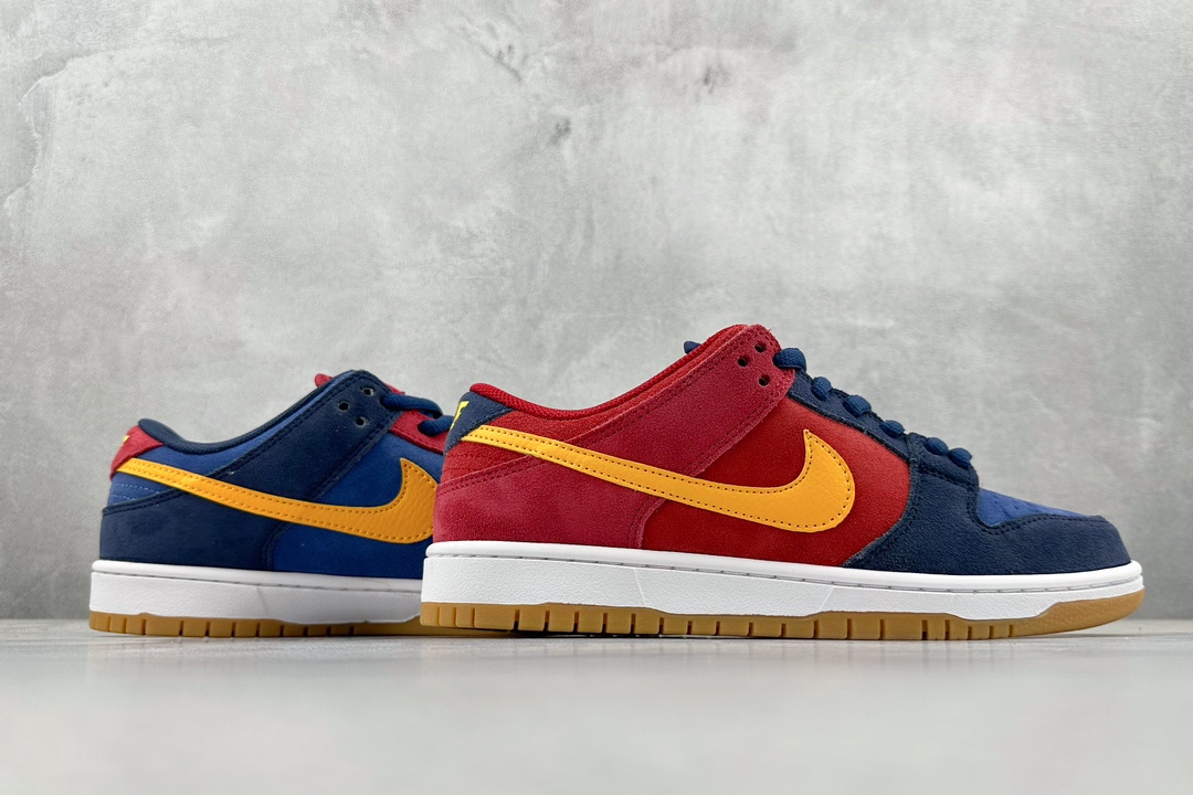 200 F Nike  SB Dunk Low Pro 巴塞罗那红蓝  DJ0606-400