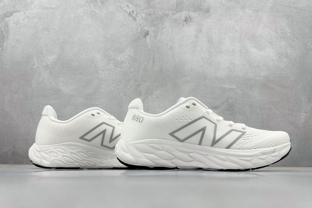 170 New Balance Fresh FoamX880 v12 轻盈跑鞋 轻便缓冲低帮跑步鞋  M880S15