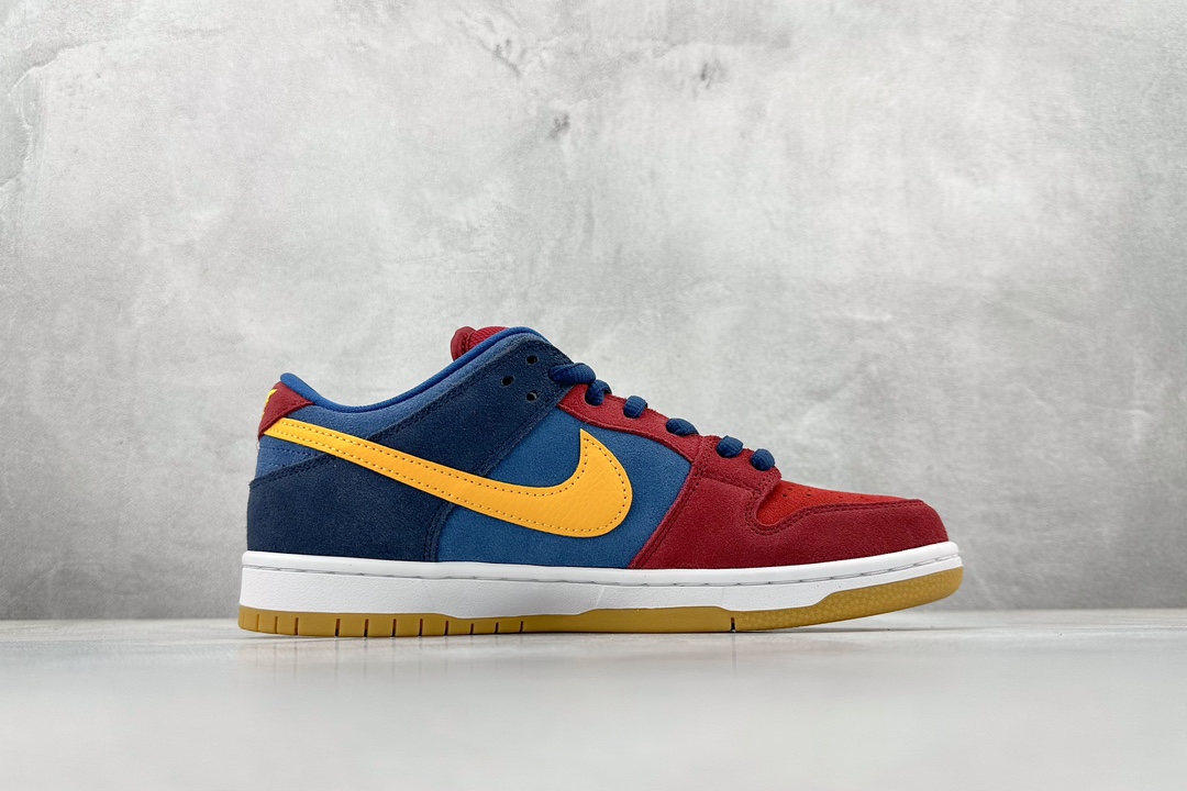 260 GT Nike SB Dunk Low “Barcelona” 巴塞罗纳  DJ0606-400