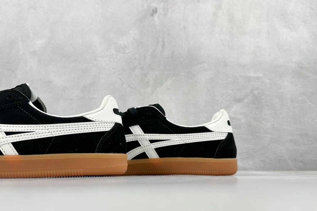 140 亚瑟士鬼冢虎 Onitsuka Tiger Tokuten复古跑鞋