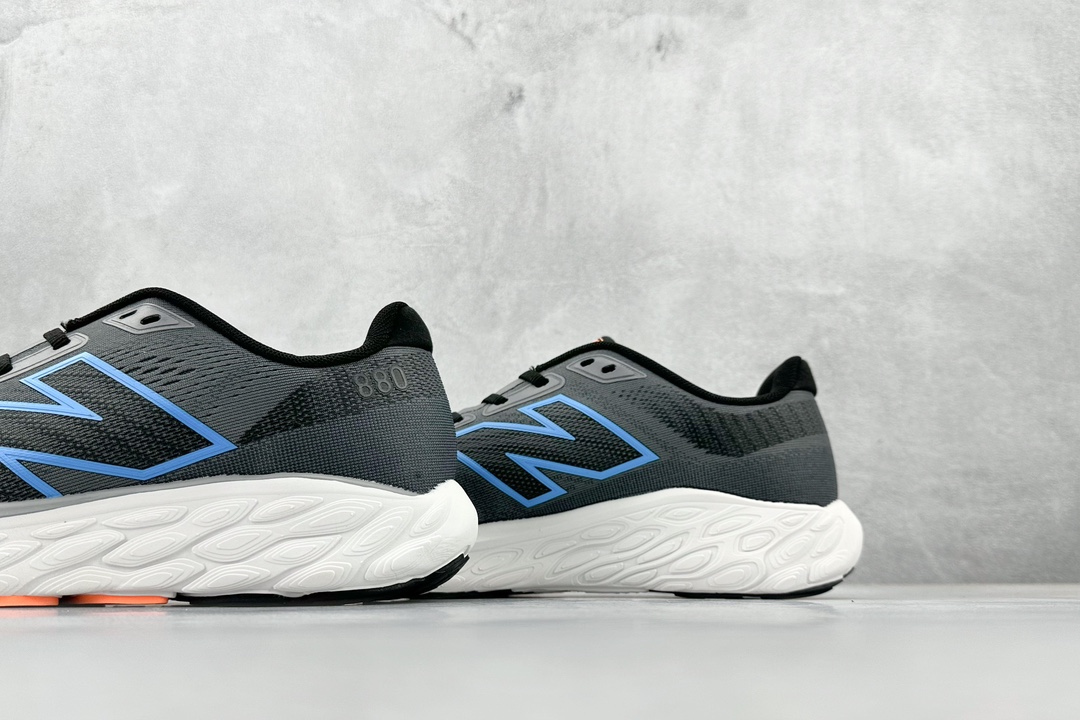 170 New Balance Fresh FoamX880 v12 轻盈跑鞋 轻便缓冲低帮跑步鞋  M880S17