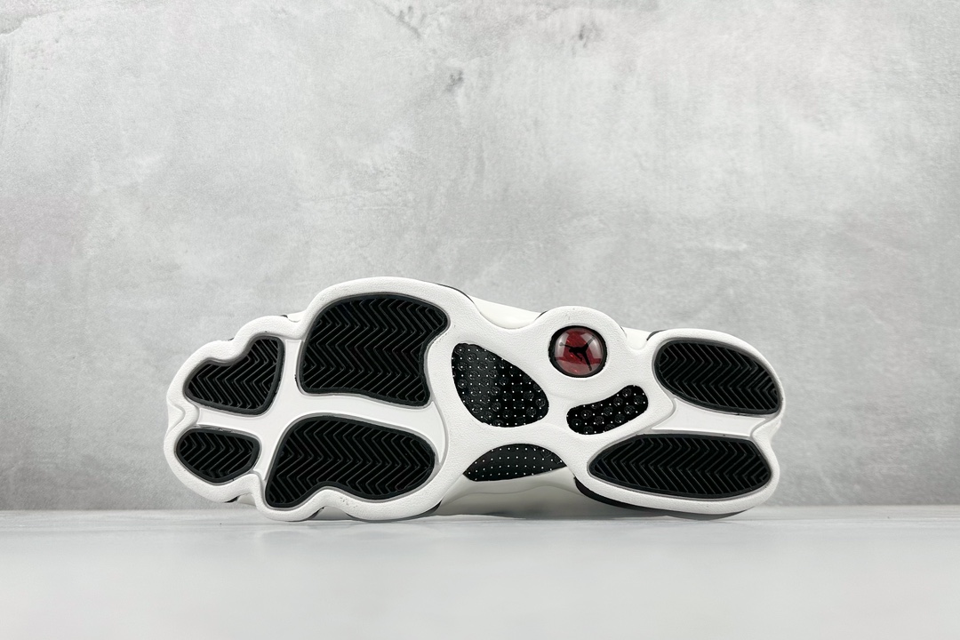 300 Air Jordan 13 Retro “GiGI”AJ13 黑白经典情怀之作 414571-061