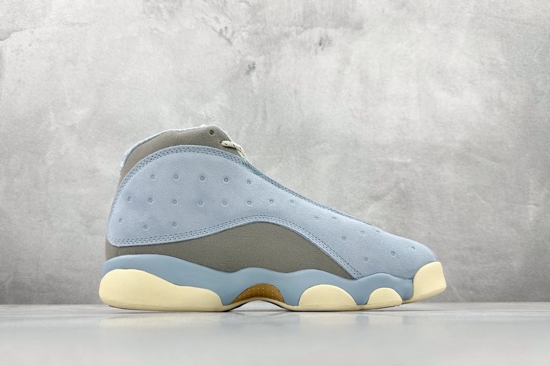 300 Air Jordan 13 Retro “GiGI”AJ13 浅蓝色经典情怀之作 DX5763-100