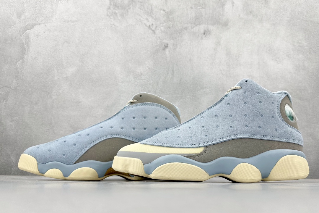 300 Air Jordan 13 Retro “GiGI”AJ13 浅蓝色经典情怀之作 DX5763-100