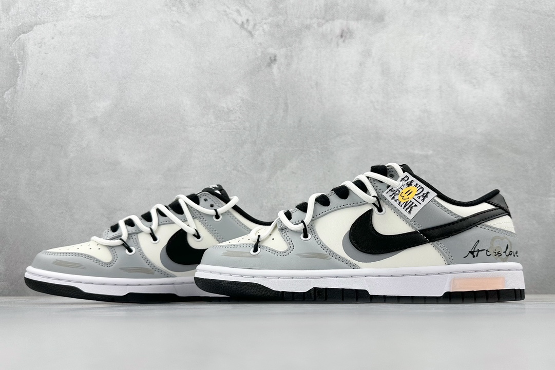 260 A Nike  Dunk Low 熊猫恶作剧-爱的艺术 SB绑带低帮休闲板鞋  DD1391-100