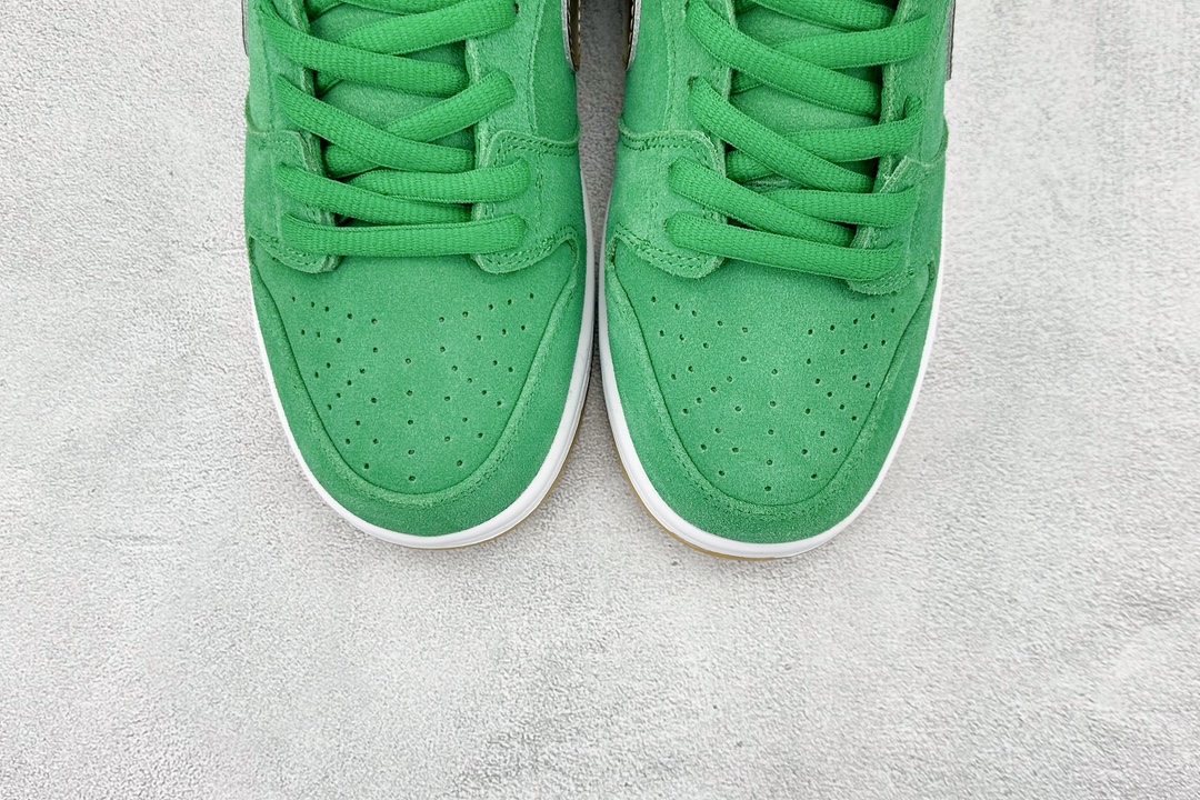 220 NIKE SB Dunk Low Pro "St. Patrick’s Day" 圣帕特里克  BQ6817-303