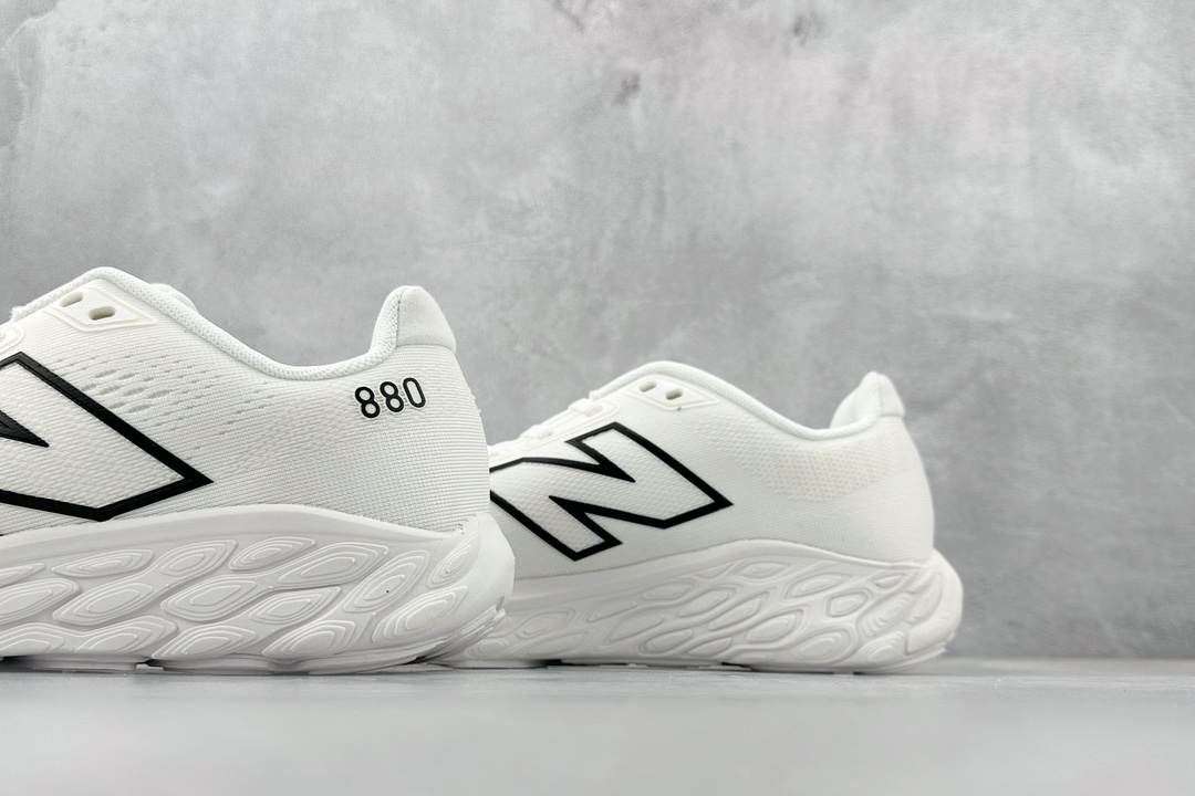 170 New Balance 880系列 轻化透气复古休闲运动慢跑鞋 M880S22