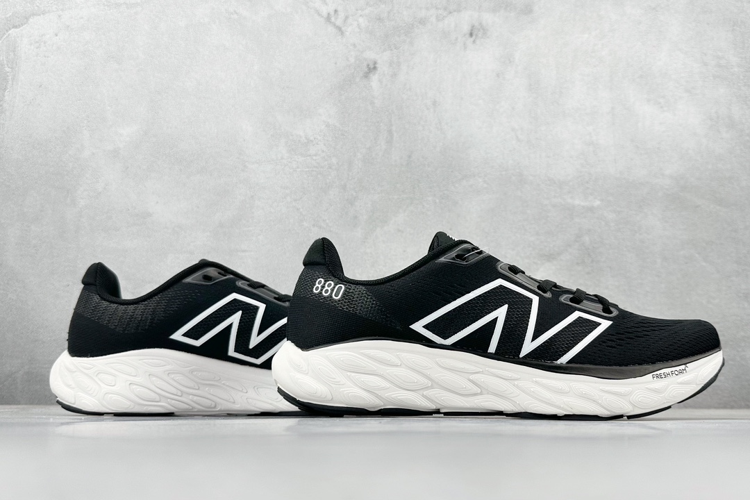 170 New Balance 880系列 轻化透气复古休闲运动慢跑鞋 M880S25