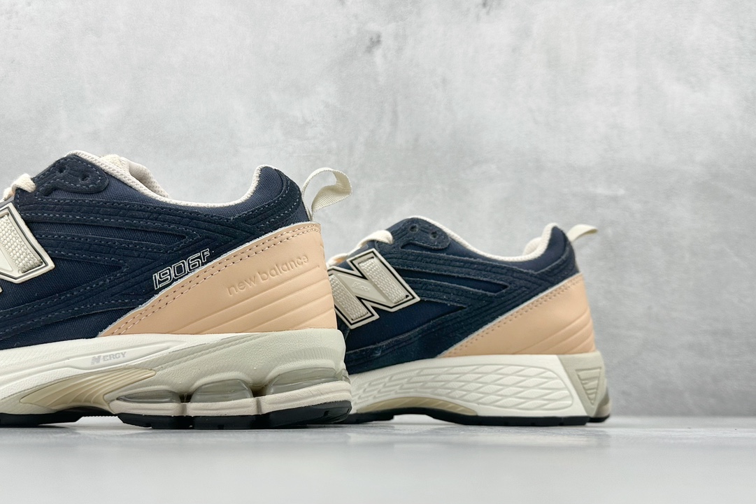 240 New Balance 1906系列复古老爹风休闲运动慢跑鞋 M1906FB