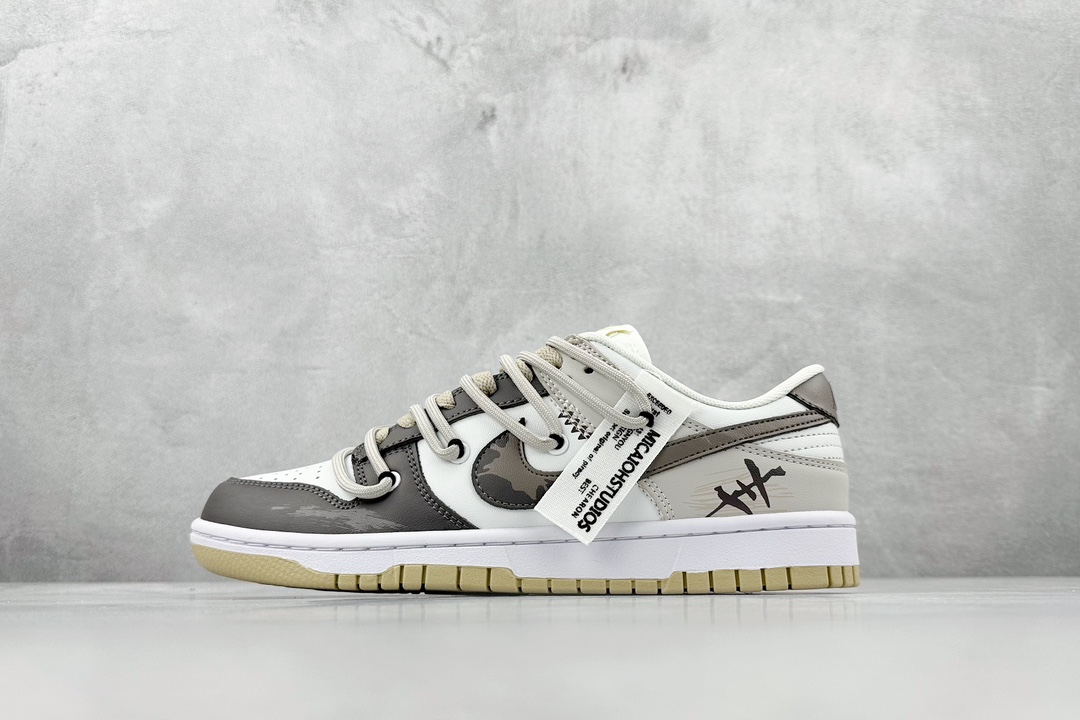 300 Nike Dunk Low 涂鸦布贴 黑白 DV0833-100